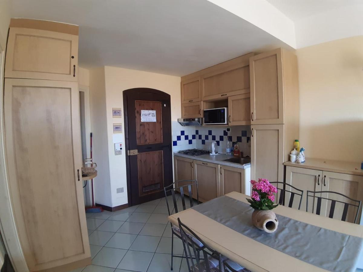 Appartamento Panoramico Calarossa Sardegna Isola Rossa Exterior foto