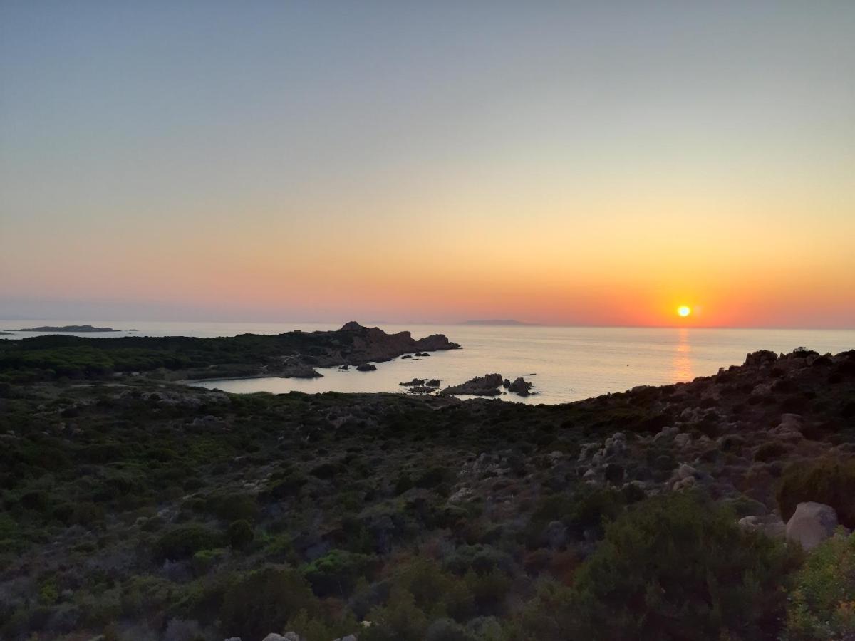 Appartamento Panoramico Calarossa Sardegna Isola Rossa Exterior foto